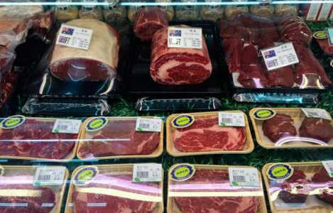 Nhiều công ty chăn nuôi Trung Quốc lao đao vì giá thịt lợn giảm