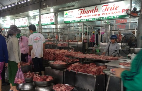 Từ 16/10, TP. HCM cấm cửa thịt heo “bẩn” vào chợ đầu mối