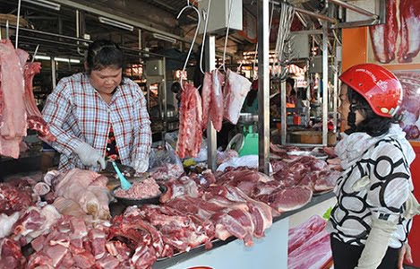 Bình Dương: Thị trường thịt heo tết không lo thiếu hàng, giá tăng